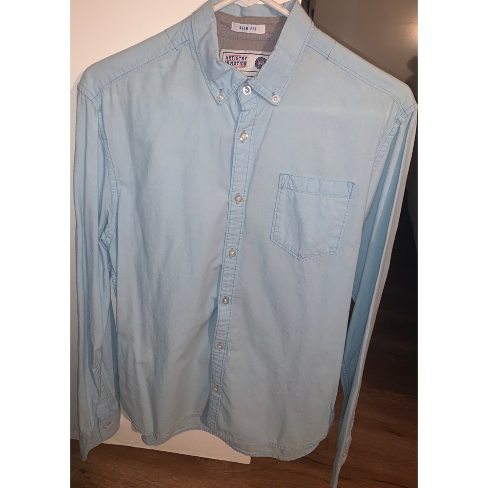Slim fit dress shirt